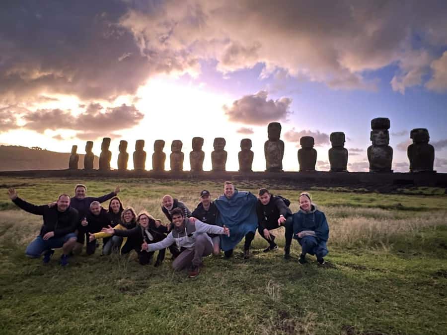 2 Half Days & 2 Full Days Private Tours | OPTION A - Day 2: Akahanga, Te Pito Kura, Rano Raraku, and Anakena