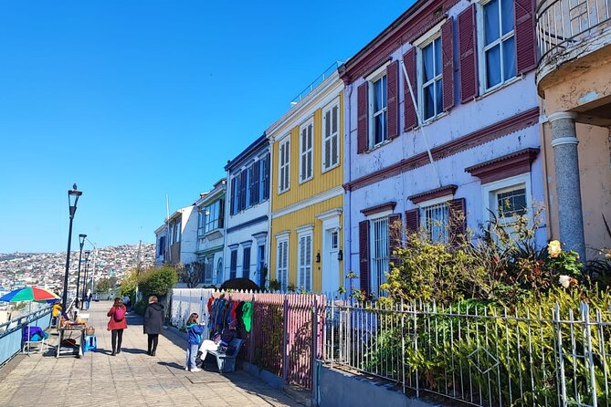 2 Hour Walking Tour in Valparaiso - Paseo Gálvez and Valparaíso’s street art