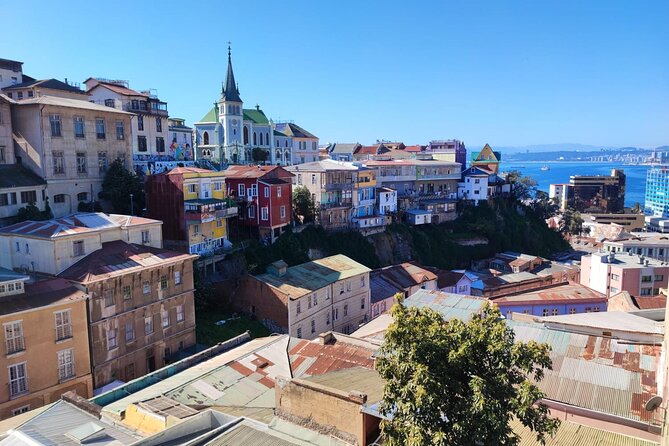 2 Hour Walking Tour in Valparaiso - Riding Ascensor Reina Victoria