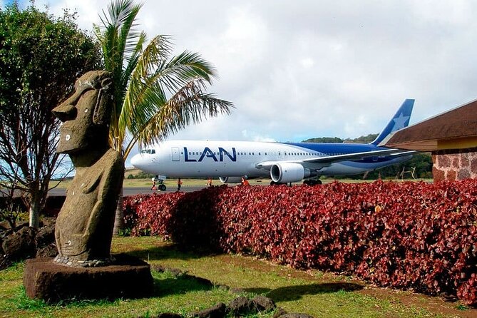 3 Tours on Easter Island. - Ahu Tongariki and the island’s most famous moai line