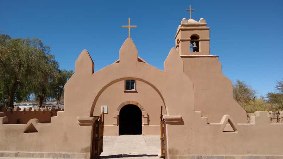 4D/3N SAN PEDRO DE ATACAMA-UYUNI (ROUND TRIP) SHARED SERVICE - Day 2: Rock formations, lagoons, and anaconda views