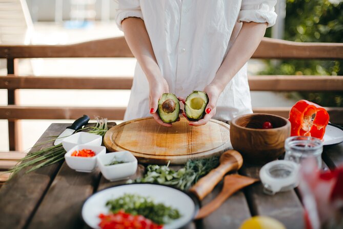 4h Cooking Class in Santiago with 8 Recipes & Bottomless Drinks - Sitting down to eat what you prepared