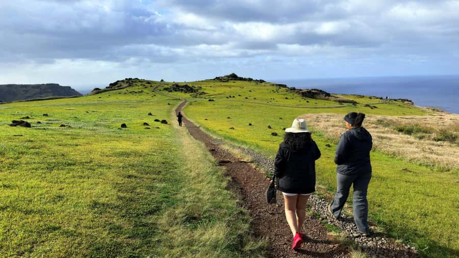 Ahu Vinapu, Rano Kao and Orongo City Half-Day Tour - Why this three-stop tour works well