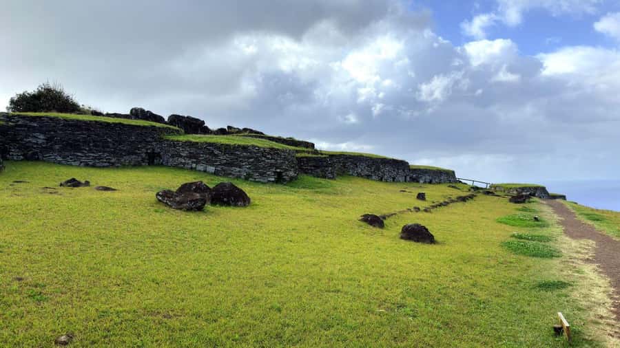 Ahu Vinapu, Rano Kao and Orongo City Half-Day Tour - What the $91 price really includes