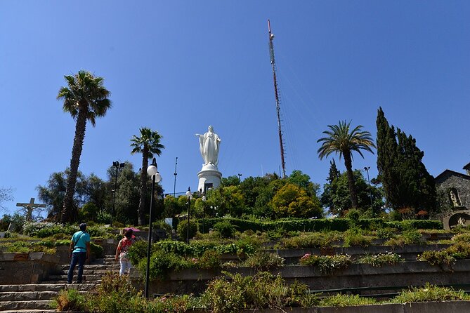 All Santiago in One Day: Private Guided Tour - Lastarria: Art, Food, and a Good Midday Pause
