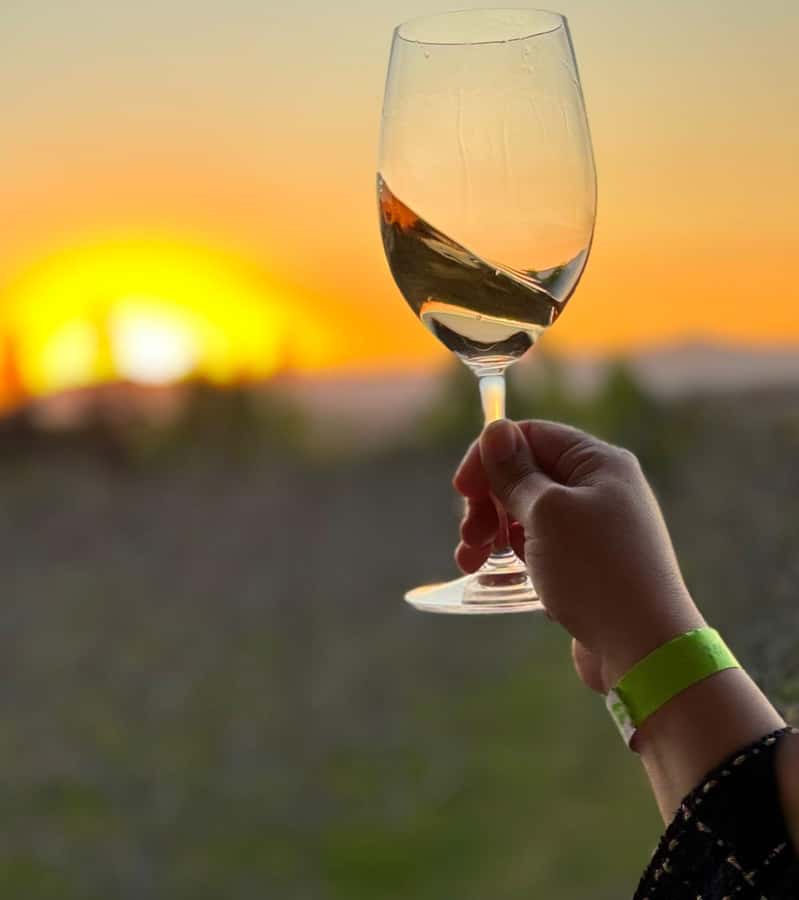 Alyan Family sunset winery - Practical details before you reserve