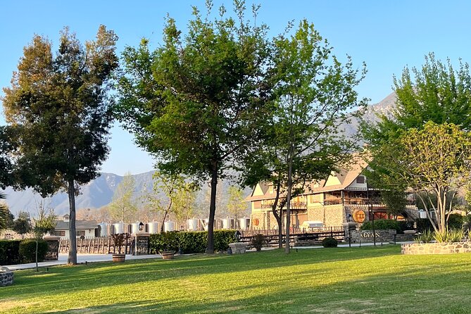 Alyan Family Wines by Sun and Unforgettable Dinner - Group size, weather, and cancellation rules