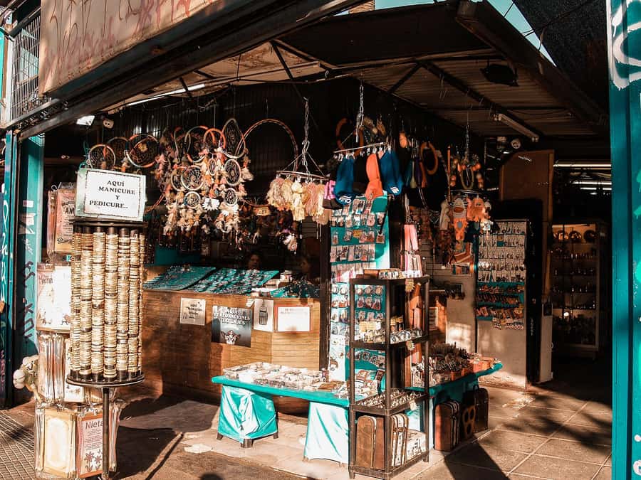 An Architect's Tour of Downtown Santiago - Who will enjoy this walking tour?