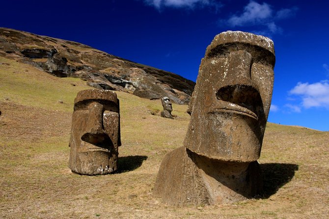 Anakena and Rapa Nui Culture in Easter Island - Rano Raraku and the unfinished moai