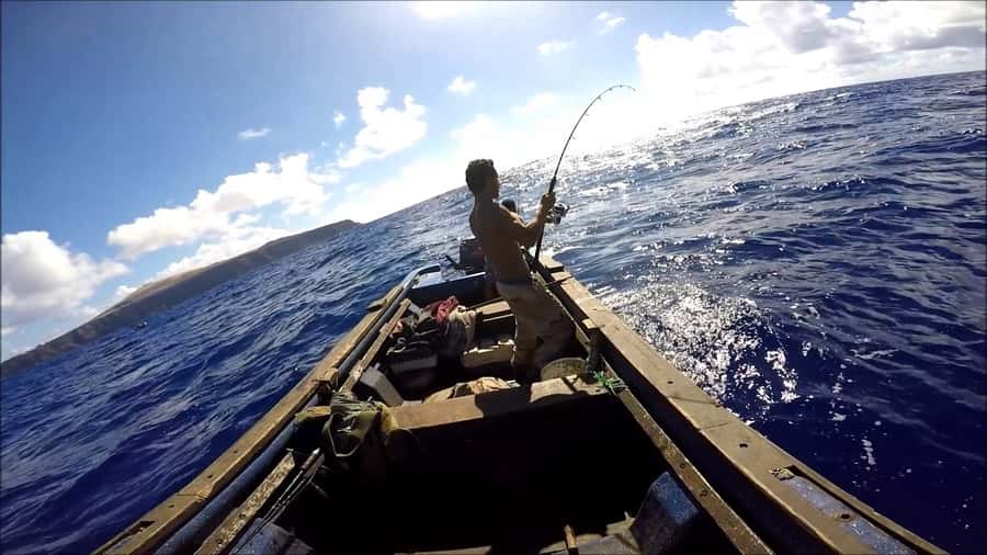 Ancestral fishing: Fishing with an experienced Rapa Nui - Starting in Hanga Roa and Hanga Piko