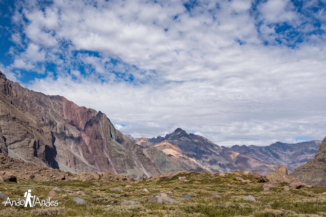 Andes Day Volcano 8K - Cajón del Maipo - What to Pack for a Sunny or Snowy Season