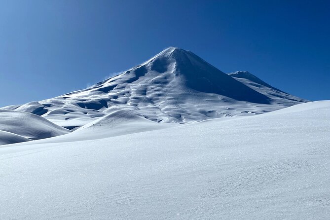 Ascent of the Llaima Volcano - Five to six hours of steady climbing