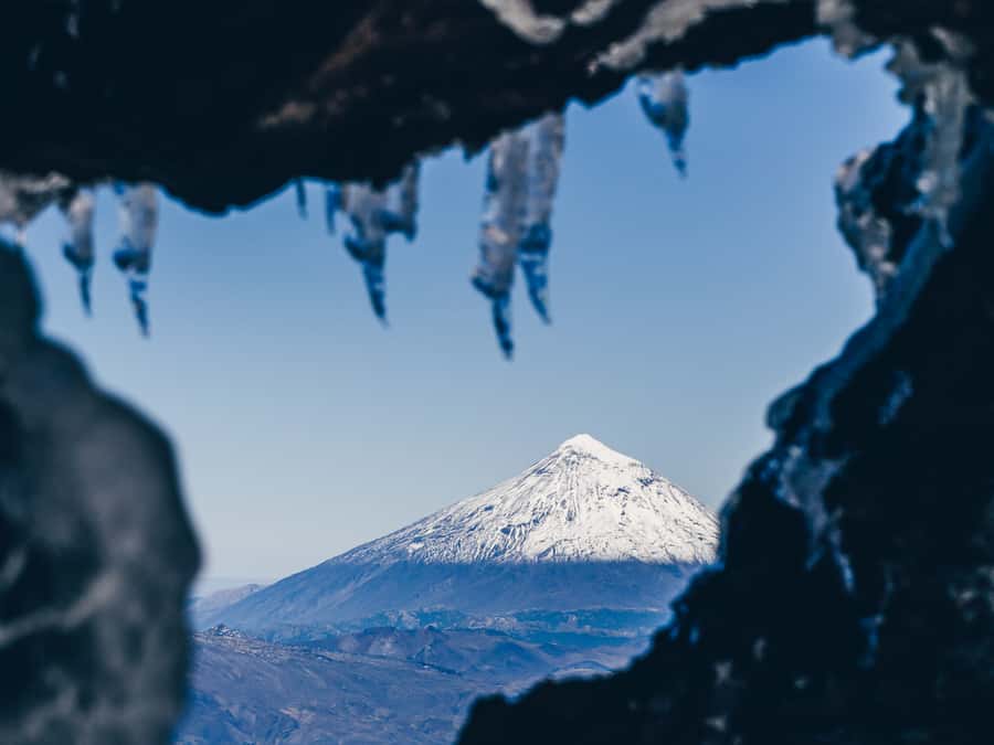 Ascent to Villarrica volcano 2,847masl, from Pucón - The 6 a.m. start at Ermitaño Expediciones