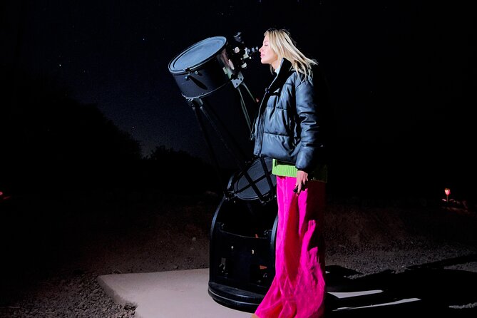 Astronomer at Atacama picnic and star observation - Key points before you book