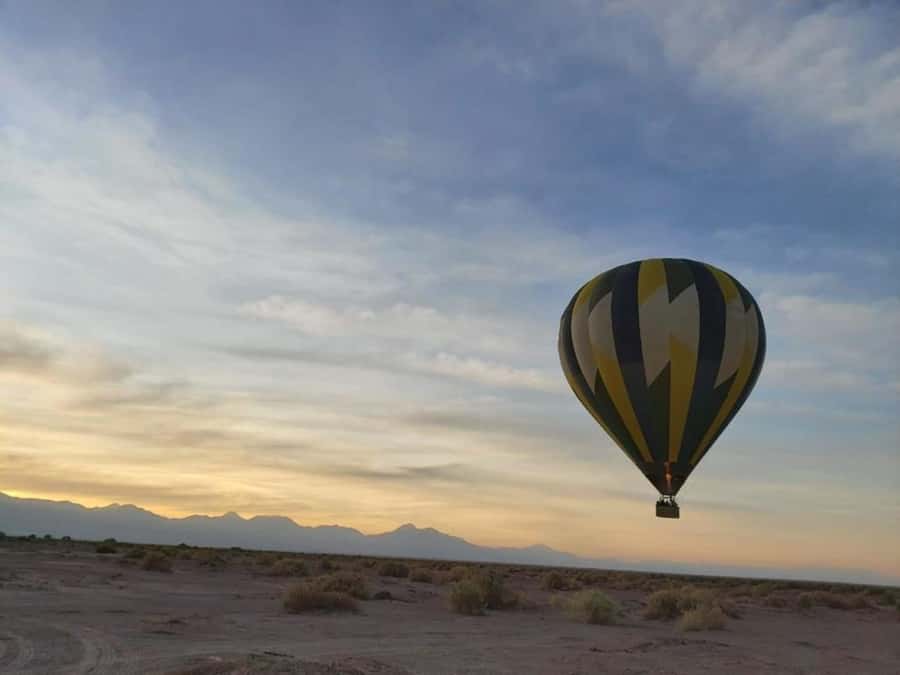 Atacama: San Pedro de Atacama Sunrise Hot Air Balloon Ride - Key points before you book