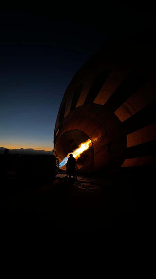 Atacama: San Pedro de Atacama Sunrise Hot Air Balloon Ride - Watching the balloon come alive at the Salar de Atacama