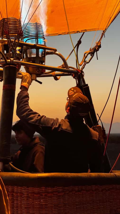 Atacama: San Pedro de Atacama Sunrise Hot Air Balloon Ride - What the $350 price really buys you