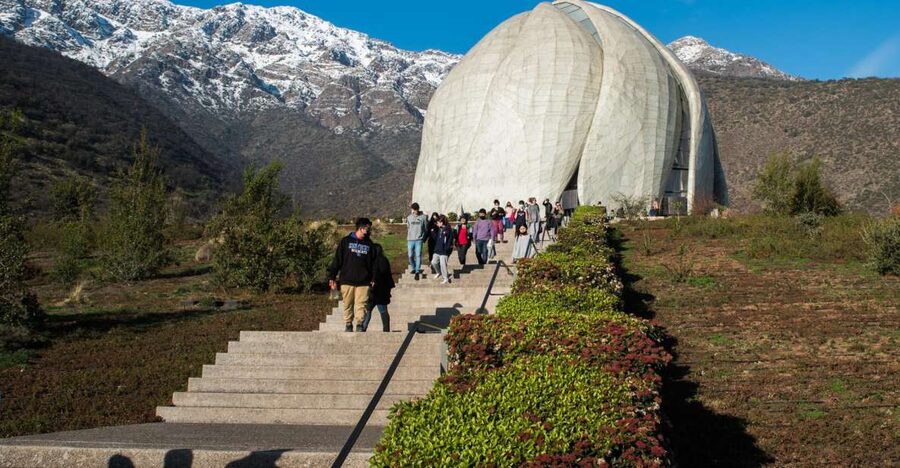 Bahá’í Temple, Winery and Lapis Lazuli + Private Transport - Why this day works well in Santiago