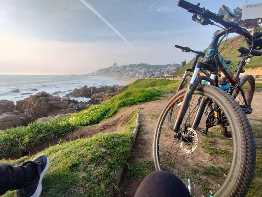 Bike ride along the coast of Viña del Mar or Valparaíso, you choose! - Is $70 Per Person a Fair Price?