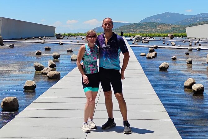 Biking Colchagua Wine Valley (4 DAYS) - Day one: Viu Manent lunch and Los Maquis