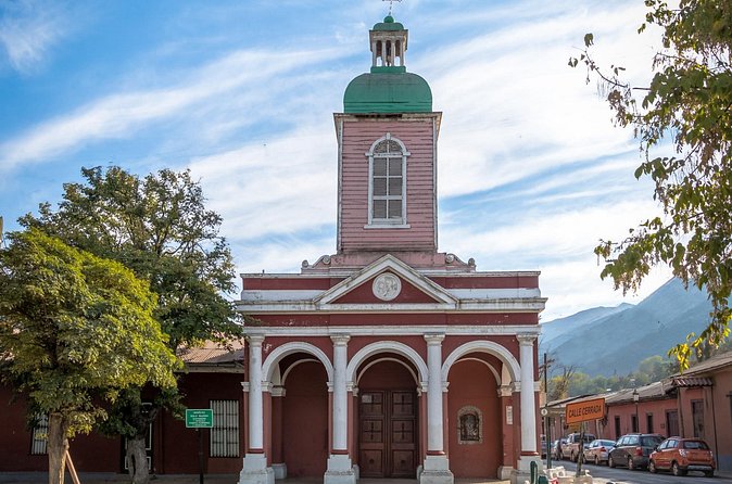 Cajon del Maipo - San José de Maipo and its Plaza de Armas