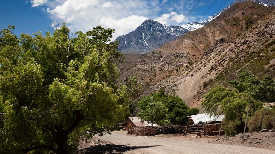 CAJÓN DEL MAIPO AND EMBALSE DEL YESO - GUIDED TOUR : CHILE - Embalse del Yeso: Two Hours Beside the Turquoise Water