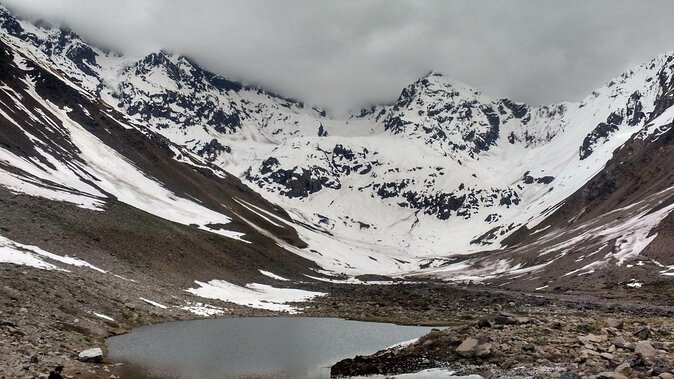 Cajon del Maipo : El Yeso & Spa Reservoir River Sanctuary - What you are paying for at $207
