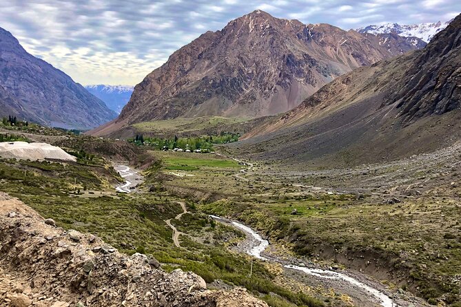 Cajon del Maipo & Embalse El Yeso Tour from Santiago - Four hours around Embalse El Yeso