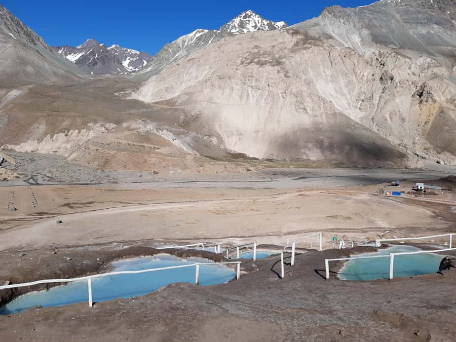 CAJON DEL MAIPO TOUR + TERMAS COLINA + EMBALSE EL YESO AND PICNIC - Key points at a glance