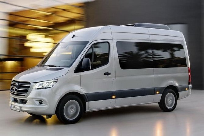 Castro Airport Private Transfer in Chiloe - Key points at a glance