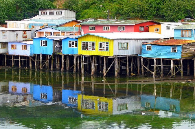 Castro Sightseeing Tour in Chiloe - San Francisco Church in central Castro
