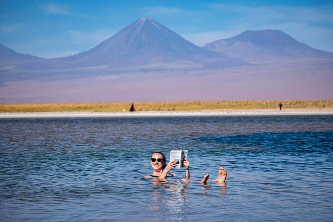 Cejar Eyes of the Salt Lake and Tebenquiche Lake Tour - Who should book this experience?