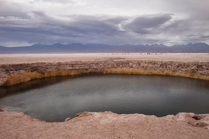Cejar Lagoon, Tebinquiche Tour and Ojos del Salar from San Pedro de Atacama - Laguna Piedra: the floating experience