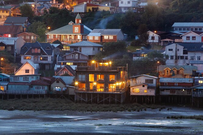 Chiloé Island Full Day Experience Castro, Ancud, Dalcahue & Lunch - Lunch and what the $169 price really covers