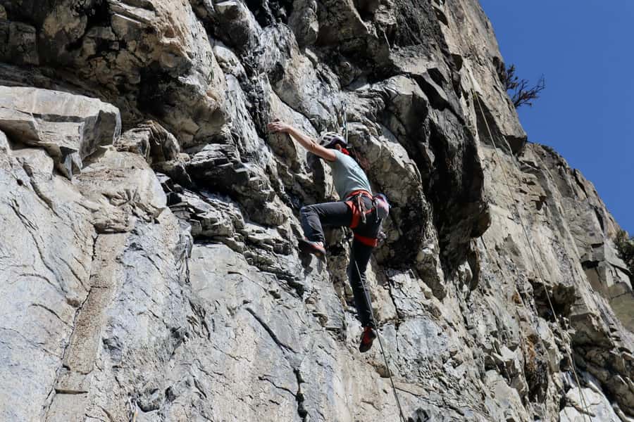 Coyhaique: Rock climbing day tour all included - Starting with a simple pickup in Coyhaique