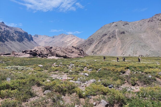 Day Trip Cajón del Maipo Embalse del Yeso Hot Springs Adventure - Leaving Santiago for Cajón del Maipo
