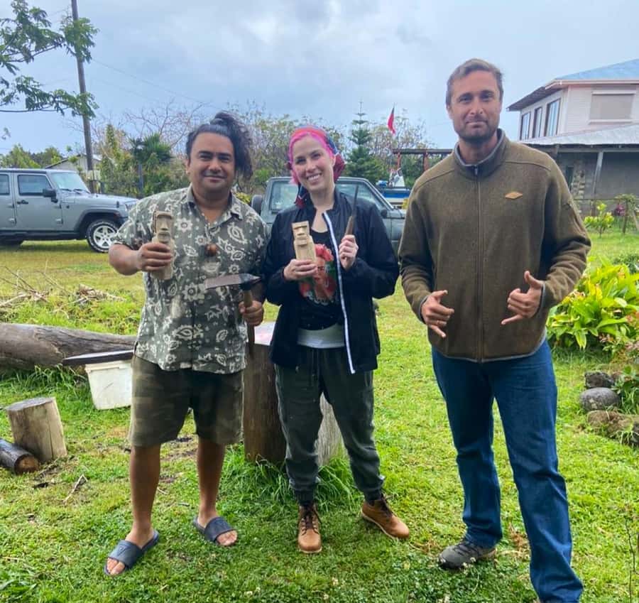 Easter Island: Demo of How to Carve a Moai statue - The opening lesson: moai, memory, and local craft