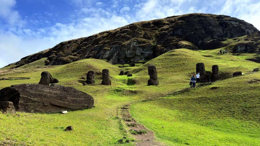 Easter Island: Full-Day Tour to Anakena - The route beyond the main quarry