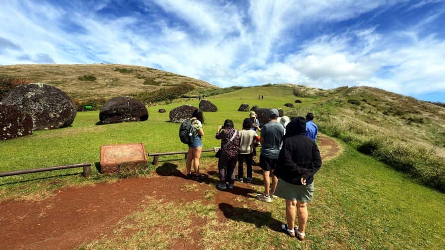 Easter Island: Half-Day Archaeology Tour - The seven moai at Ahu Akivi