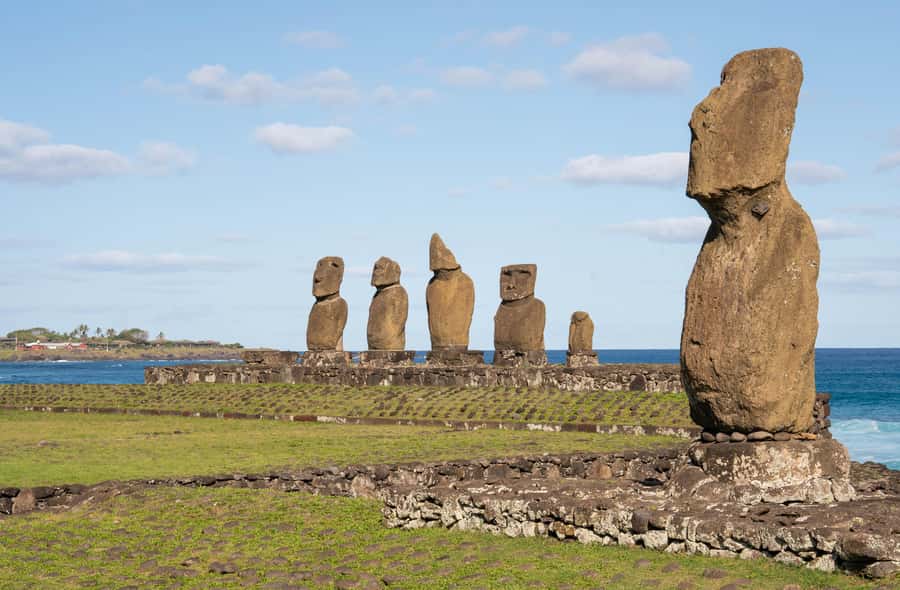 Easter Island Private Tour: Historical Journey North & West - Lunch In Hanga Roa: A Useful Pause, At Your Cost