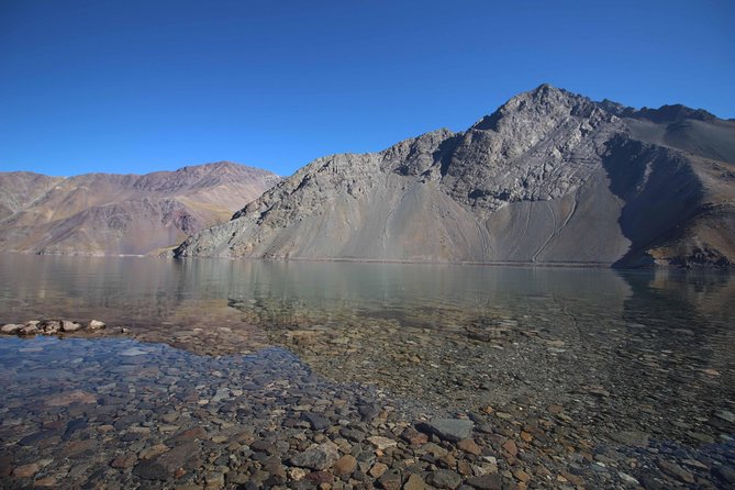 Embalse el Yeso and Termas del Plomo in semi-private 4x4 - From Santiago into Cajón del Maipo