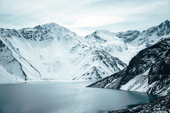 Embalse el Yeso + barbecue in Cordilheira (Premium Experience) - Why Embalse El Yeso makes a strong Santiago day trip