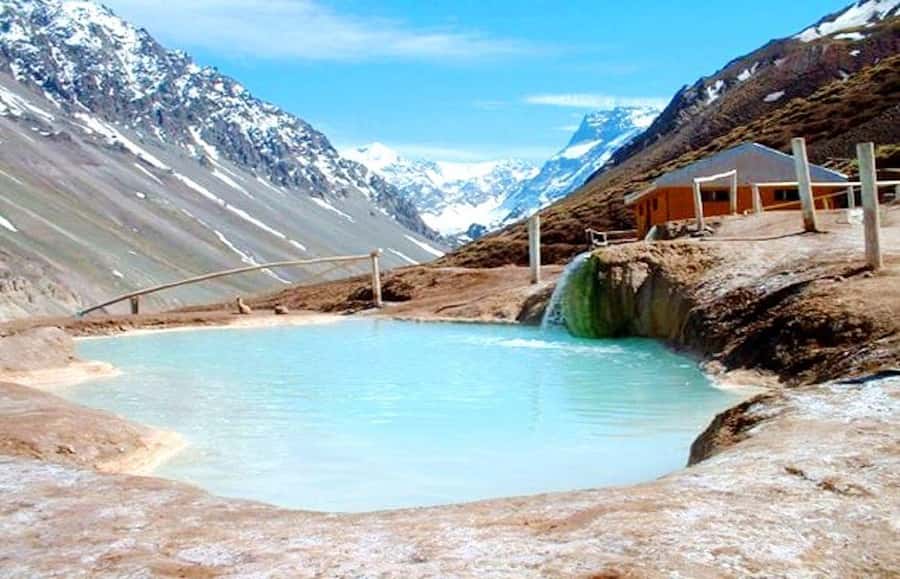 Embalse el Yeso + Termas de Colina with picnic - Full day - Cajón del Maipo breakfast stop