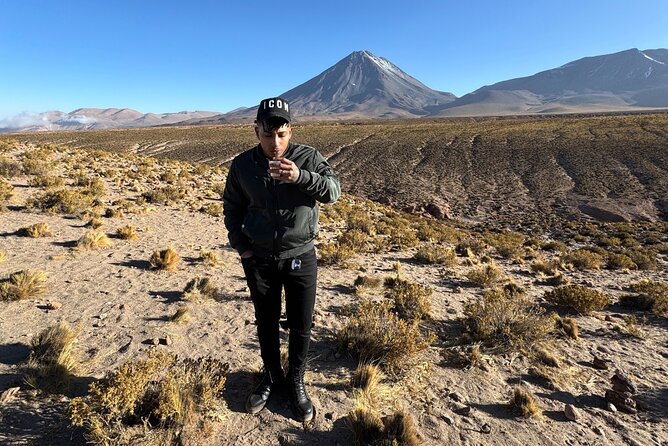 Expedition to Ruta de los Salares + Culinary Delights - Vegas de Quepiaco: a green pause in the desert