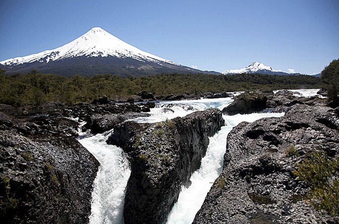 Explore Osorno Volcano by Minivan from Puerto Varas - What the $100 price really covers