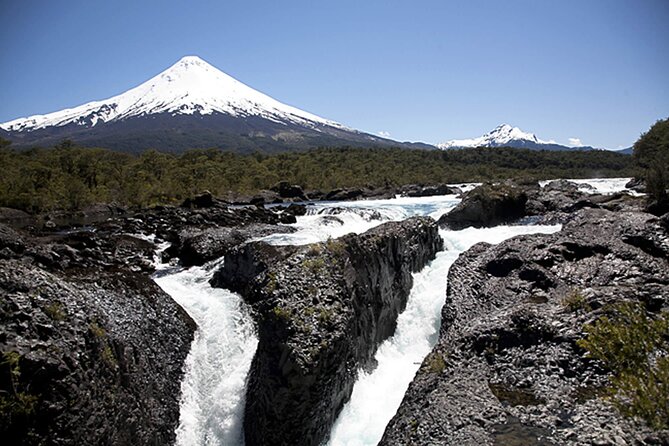 Explore Osorno Volcano by Minivan from Puerto Varas - Following Lake Llanquihue for 50 minutes