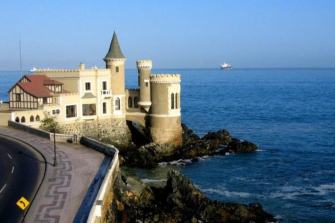 Famous Viña del Mar! Premium Walking Tour with a Native Guide - What makes this Viña del Mar walk worth your time