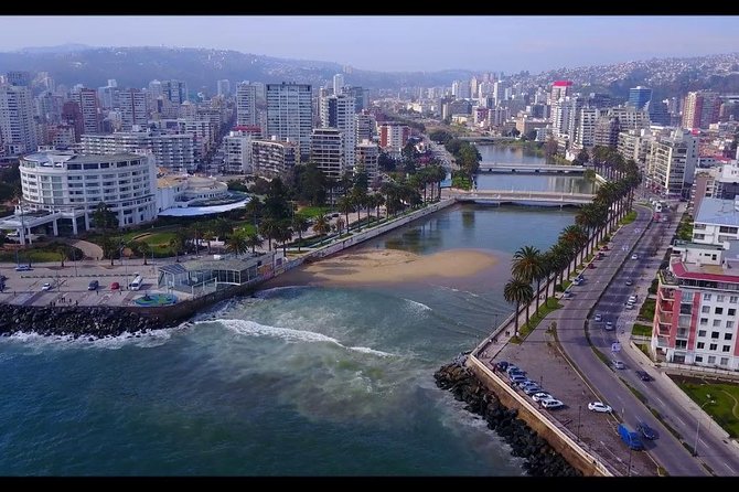 Famous Viña del Mar! Premium Walking Tour with a Native Guide - The seafront walk and early twentieth-century architecture