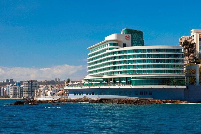 Famous Viña del Mar! Premium Walking Tour with a Native Guide - Quinta Vergara: gardens, family history, and festival fame