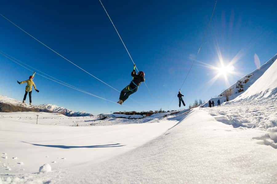 Farellones Park Tour: Snow Adventures - A snow day within reach of Santiago
